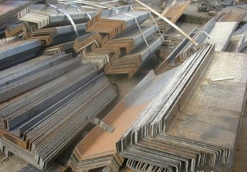 現(xiàn)貨供應(yīng)8mm花紋鋼板 金屬材料領(lǐng)域的高性?xún)r(jià)比選擇